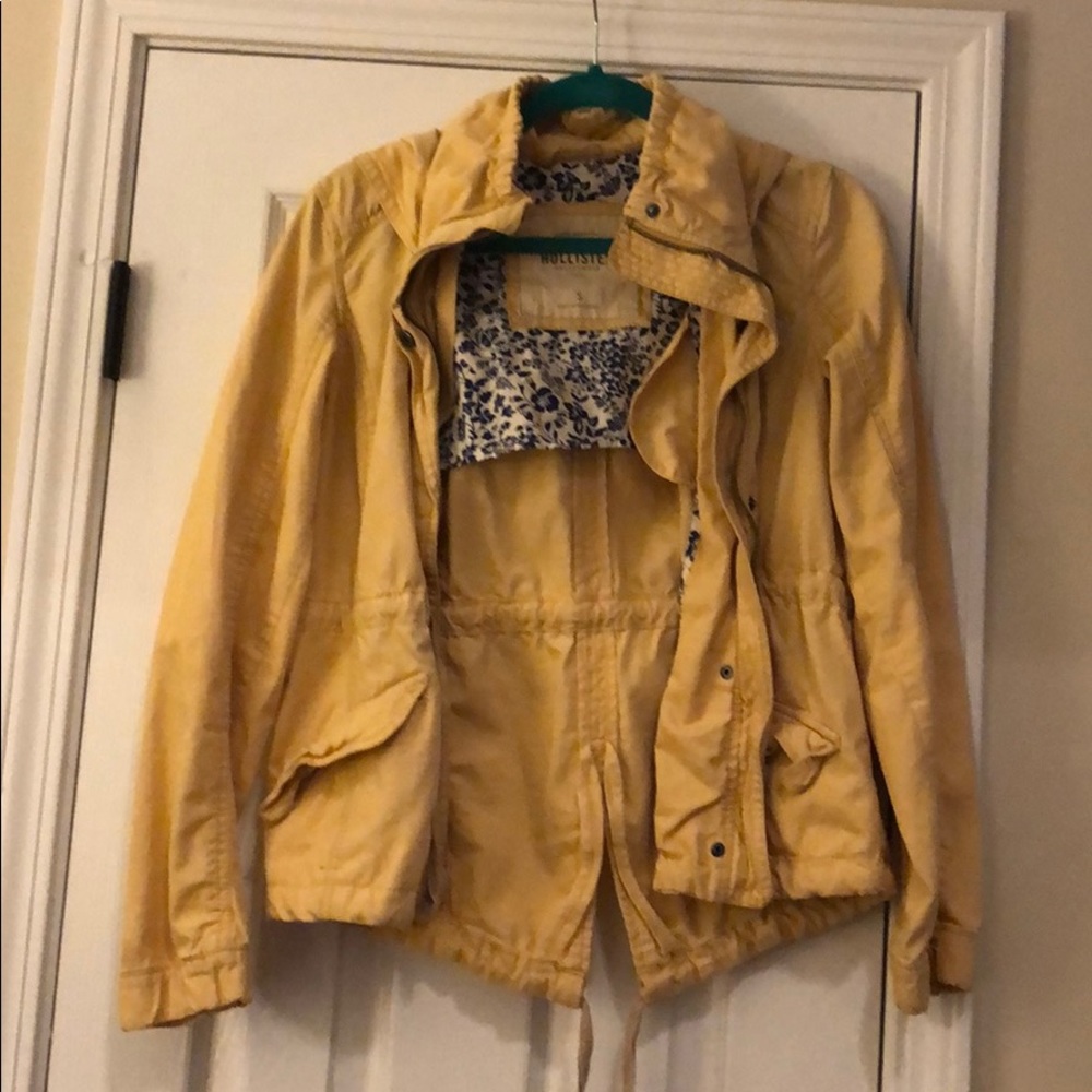 Muted yellow utility jacket. Light weight